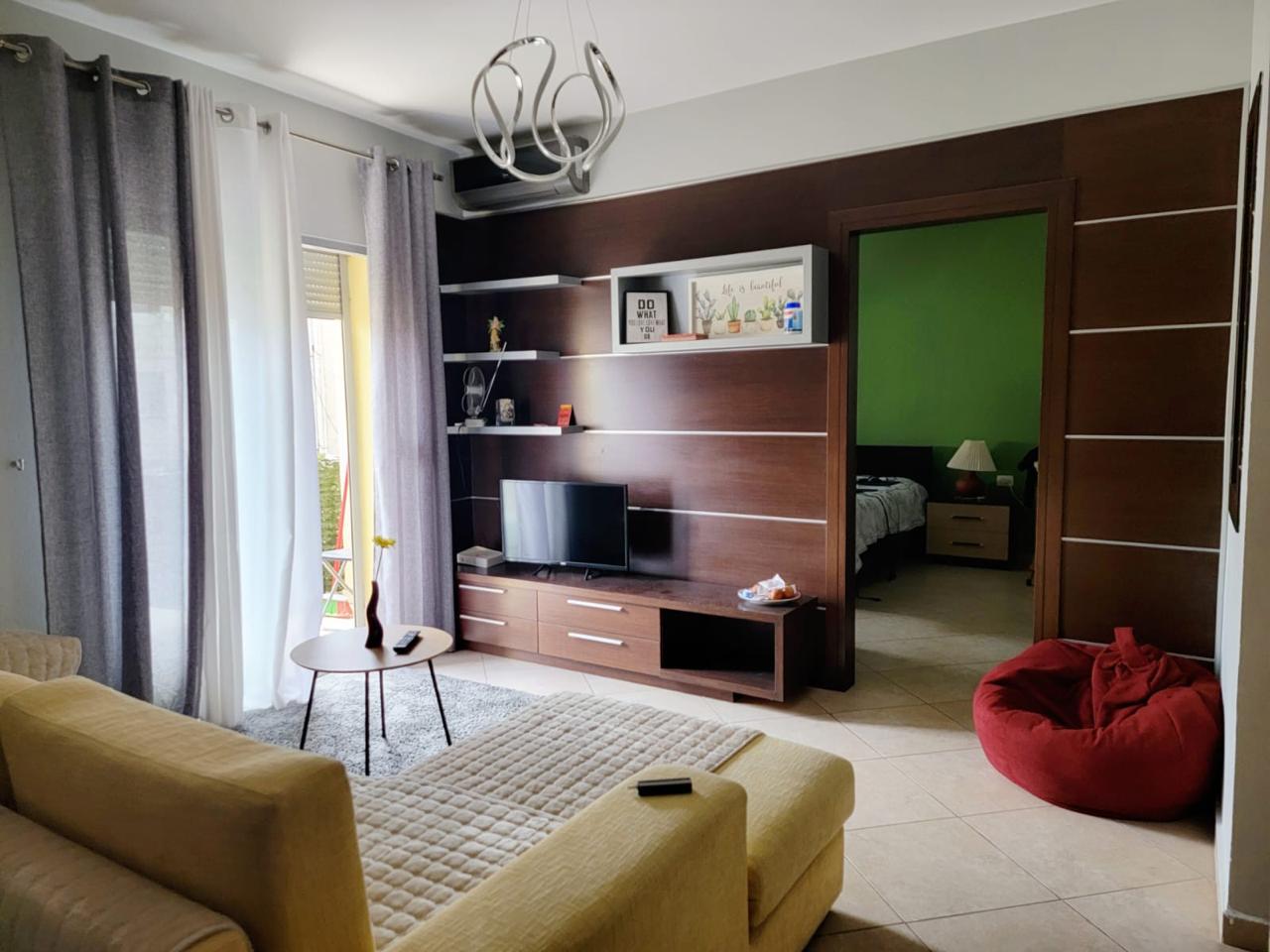 JAPIM ME QIRA APARTAMENT 1+1 NE ALI DEM